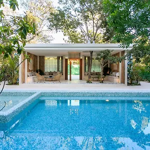 Charming Nature-inspired With Sultry Surroundings By Stella Apartment